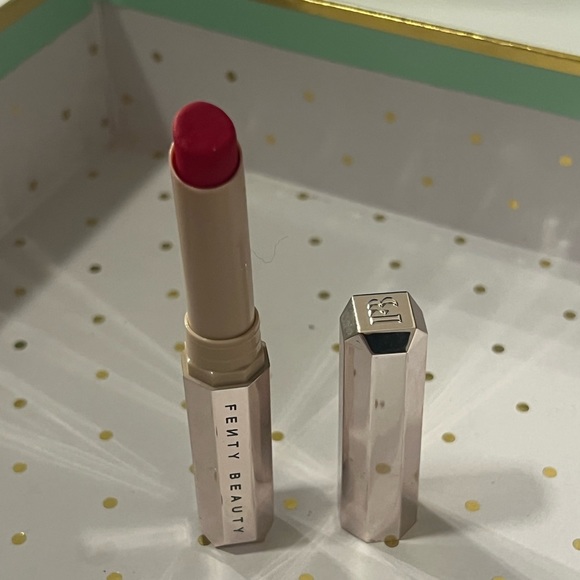 Makeup Fenty Beauty Mattemoiselle Plush Matte Lipstick In Candy Venom